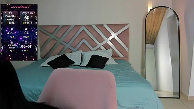 pamela anderson  online show from 01-15-25, 03:43