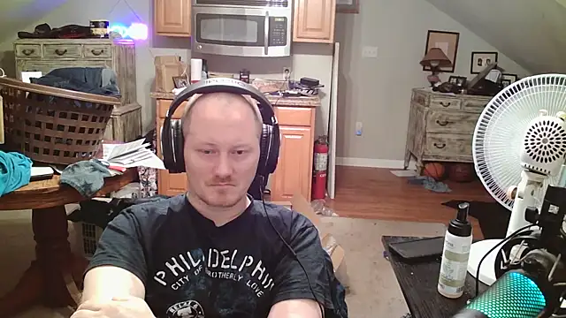 Heron341988 online show from 11-30-25, 12:25