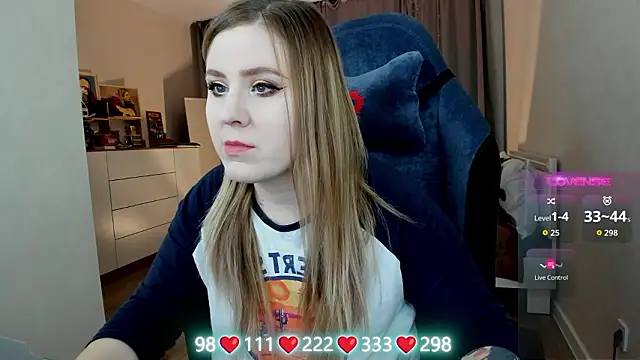 Olivia Munk online show from 02-17-26, 04:42