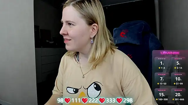 Snapshot of Olivia_Munk chatting on 05-03-26, 05:02 Olivia Munk online show from 05-03-26, 05:02