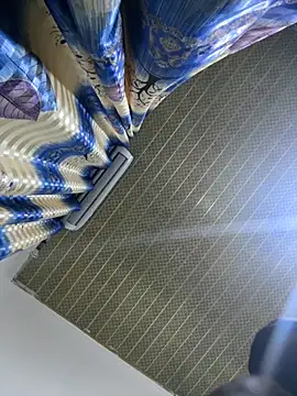 sweet1111 online show from 10-04-25, 12:19