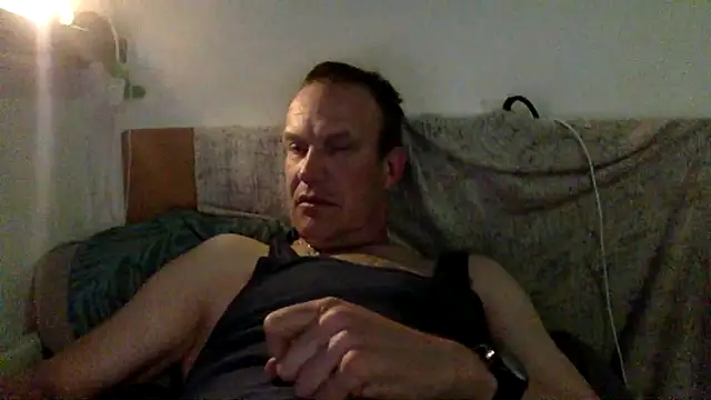 Snapshot of dlvis12 chatting on 04-16-26, 06:52 dlvis12 online show from 04-16-26, 06:52