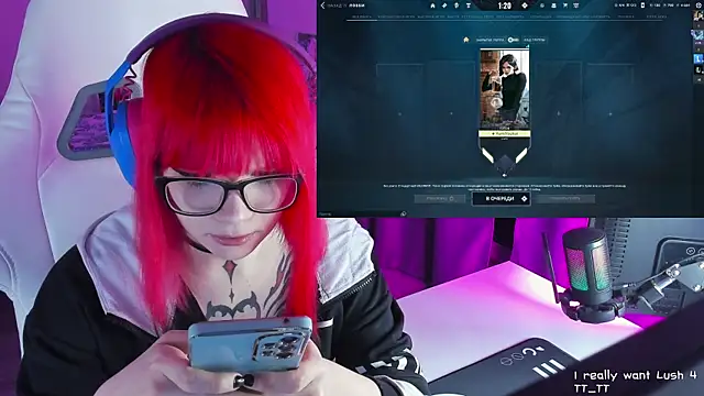 Yumi Youkai online show from 02-15-25, 10:42