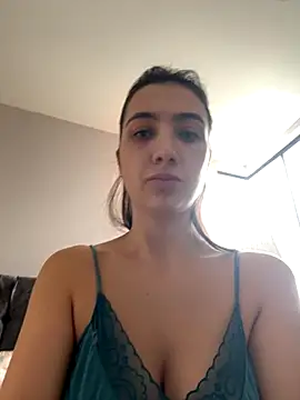 AnnaCastillo  online show from 10-26-25, 12:44