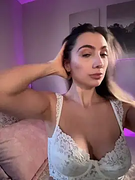 AnnaCastillo  online show from 11-07-25, 10:43