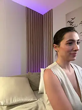 AnnaCastillo  online show from 11-25-25, 09:37