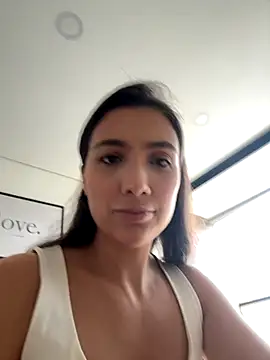 AnnaCastillo  online show from 12-04-25, 09:34