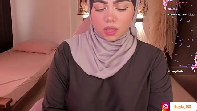 shayla 18 online show from 03-22-25, 10:04