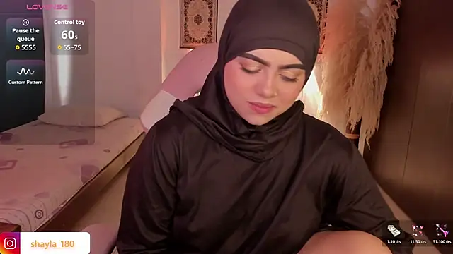 shayla 18 online show from 01-06-26, 07:50