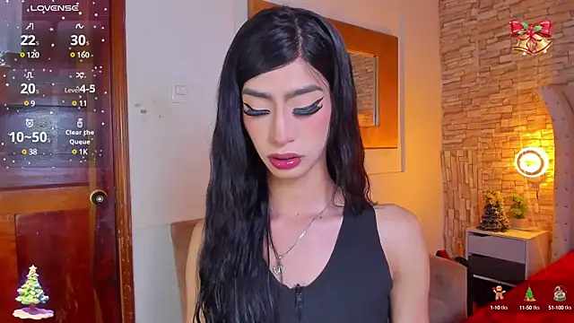 NahiaFox online show from 12-20-24, 04:42