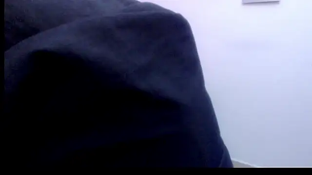 Snapshot of menfismuller2 chatting on 02-21-26, 01:06 menfismuller2 online show from 02-21-26, 01:06