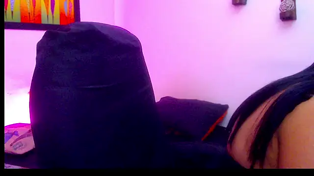 Snapshot of menfismuller2 chatting on 03-10-26, 01:43 menfismuller2 online show from 03-10-26, 01:43