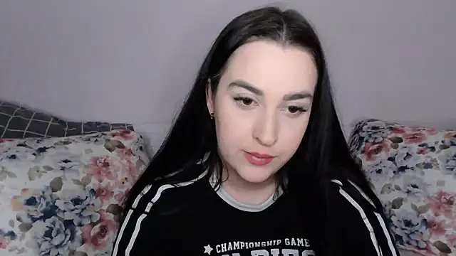Snapshot of vitalina_freedom chatting on 12-16-24, 12:27 vitalina freedom online show from 12-16-24, 12:27