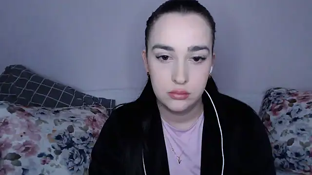 Snapshot of vitalina_freedom chatting on 12-21-24, 12:06 vitalina freedom online show from 12-21-24, 12:06