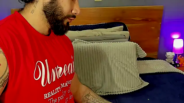 Snapshot of Prometeo-grizzly chatting on 12-16-25, 06:18 Prometeo-grizzly online show from 12-16-25, 06:18