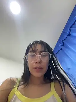 Snapshot of _alabina_ chatting on 12-29-24, 11:18 alabina online show from 12-29-24, 11:18