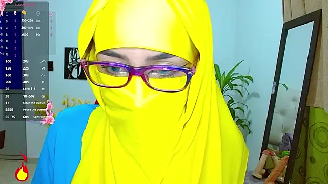 Snapshot of _alabina_ chatting on 02-04-25, 01:45 alabina online show from 02-04-25, 01:45