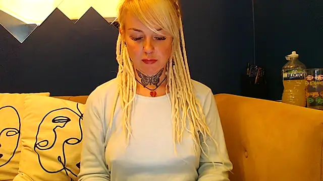 Snapshot of pixiedreadx chatting on 10-13-25, 11:05 pixiedreadx online show from 10-13-25, 11:05