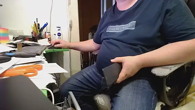 tipko123 online show from 10-10-25, 03:33