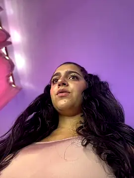 Snapshot of Alicia_Ruiz chatting on 09-18-25, 06:10 Alicia Ruiz online show from 09-18-25, 06:10