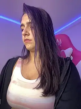 Snapshot of Alicia_Ruiz chatting on 02-24-26, 06:39 Alicia Ruiz online show from 02-24-26, 06:39