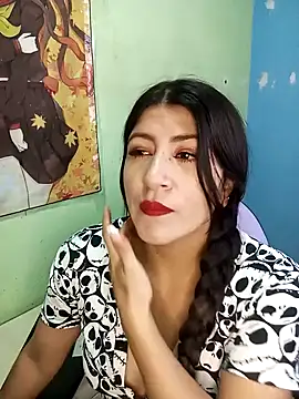 Snapshot of nammy__dirtyhott chatting on 02-06-25, 02:04 nammy dirtyhott online show from 02-06-25, 02:04