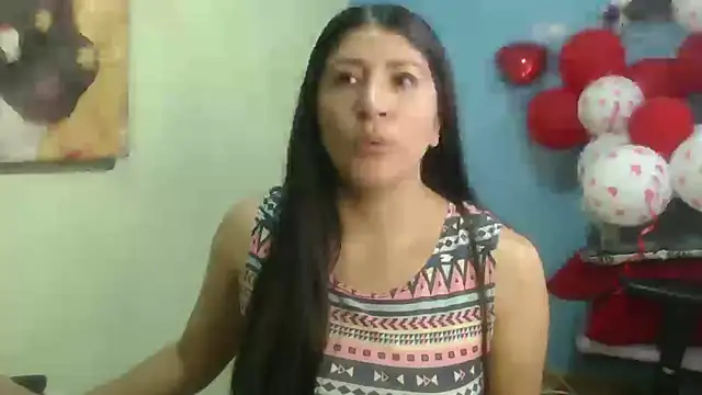 Snapshot of nammy__dirtyhott chatting on 02-21-25, 02:16 nammy dirtyhott online show from 02-21-25, 02:16