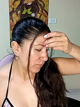 Snapshot of nammy__dirtyhott chatting on 12-04-25, 01:20 nammy dirtyhott online show from 12-04-25, 01:20