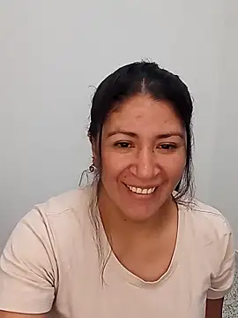 Snapshot of nammy__dirtyhott chatting on 01-14-26, 12:33 nammy dirtyhott online show from 01-14-26, 12:33