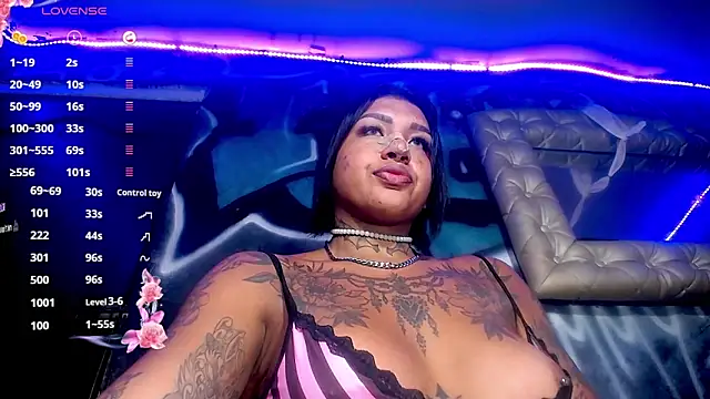 Snapshot of IsabellBigtitsxx chatting on 02-17-26, 08:59 IsabellBigtitsxx online show from 02-17-26, 08:59