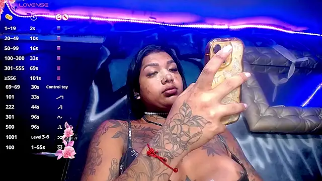 Snapshot of IsabellBigtitsxx chatting on 02-19-26, 10:17 IsabellBigtitsxx online show from 02-19-26, 10:17