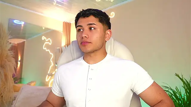 MatiasKorn online show from 04-18-26, 04:38