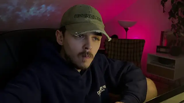 Snapshot of naked_psy chatting on 01-05-26, 10:35 naked psy online show from 01-05-26, 10:35