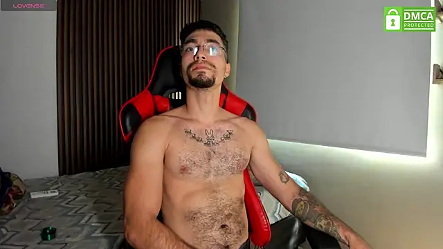 Snapshot of lil_faker420 chatting on 09-30-25, 06:46 lil faker420 online show from 09-30-25, 06:46