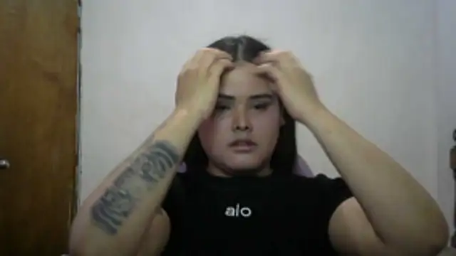 Snapshot of antonellasex1998 chatting on 10-28-25, 01:42 antonellasex1998 online show from 10-28-25, 01:42