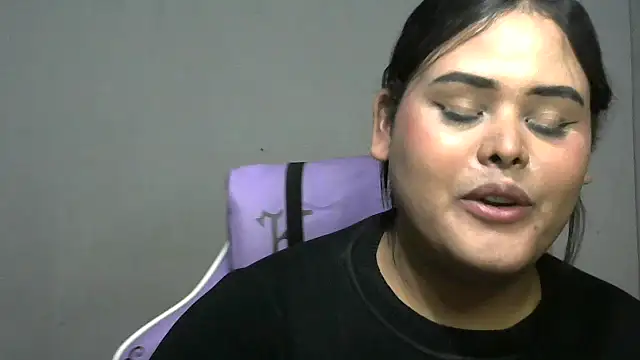 Snapshot of antonellasex1998 chatting on 11-15-25, 10:12 antonellasex1998 online show from 11-15-25, 10:12