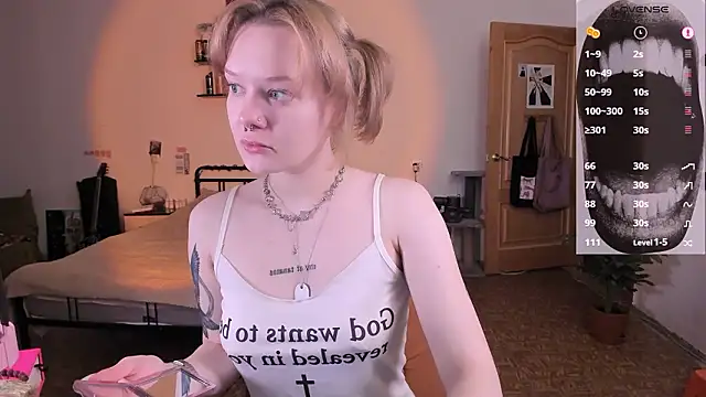 cyber whore  online show from 03-27-26, 05:45