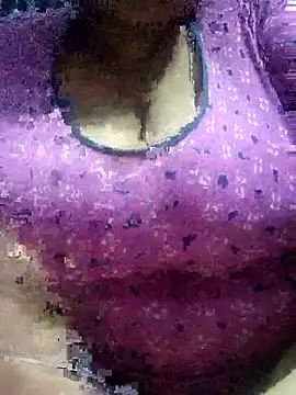 Snapshot of Seema_99 chatting on 04-21-26, 06:23 Seema 99 online show from 04-21-26, 06:23