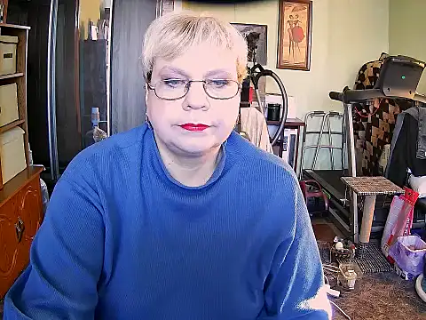 LOLA8888 online show from 10-31-25, 11:33