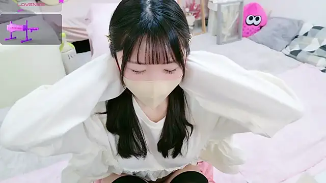 anchan  online show from 02-23-25, 02:14