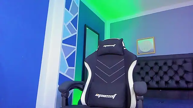 alex oficial online show from 11-14-25, 04:33