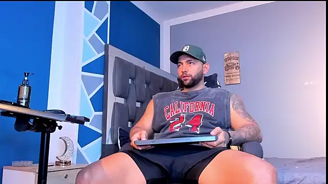 alex oficial online show from 06-15-26, 12:24
