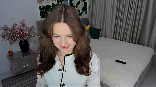 MiracleCurly online show from 03-22-25, 07:31