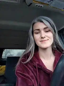 Snapshot of Lilmissvyx chatting on 12-11-24, 04:20 Lilmissvyx online show from 12-11-24, 04:20