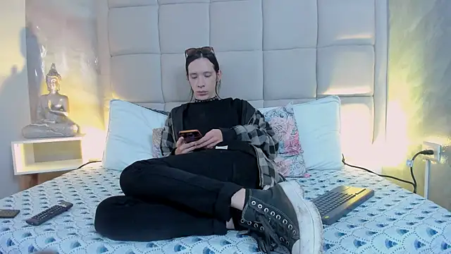 Hecatee 77 online show from 01-08-26, 08:00