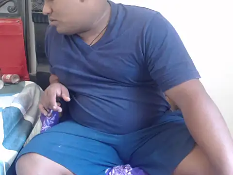 PONSE LATINO online show from 09-15-25, 02:06