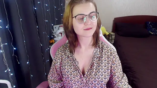 MissBrightShine online show from 01-29-25, 04:08