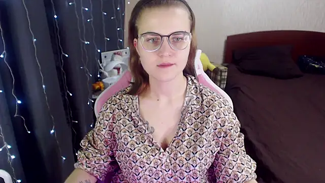 MissBrightShine online show from 01-30-25, 09:57