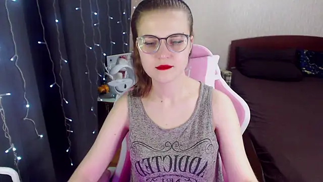 MissBrightShine online show from 01-31-25, 09:37