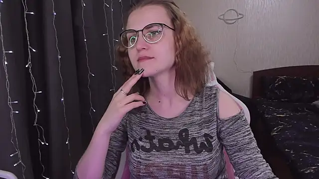 MissBrightShine online show from 03-12-25, 09:23